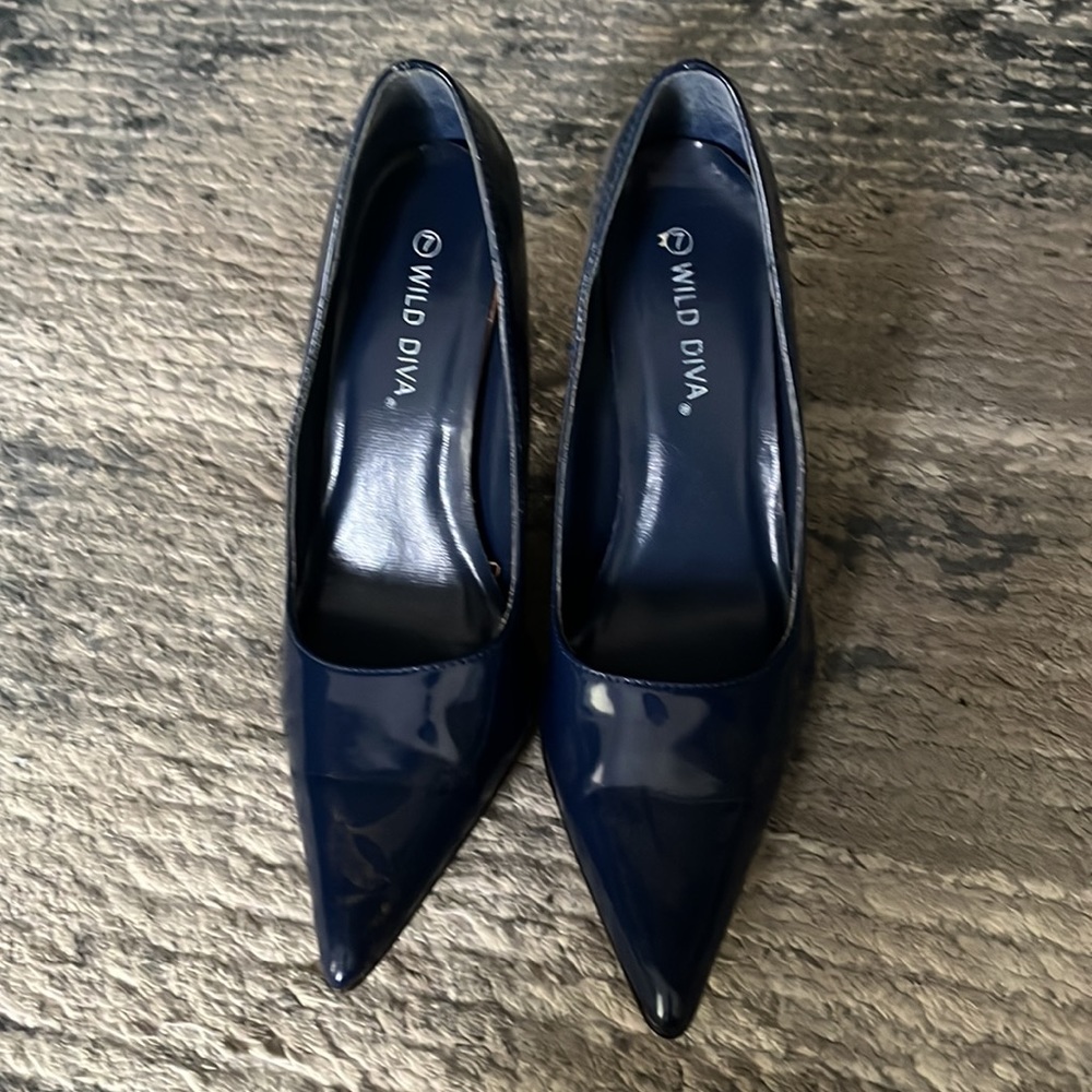 Navy Blue Pumps - Picture 2 of 3